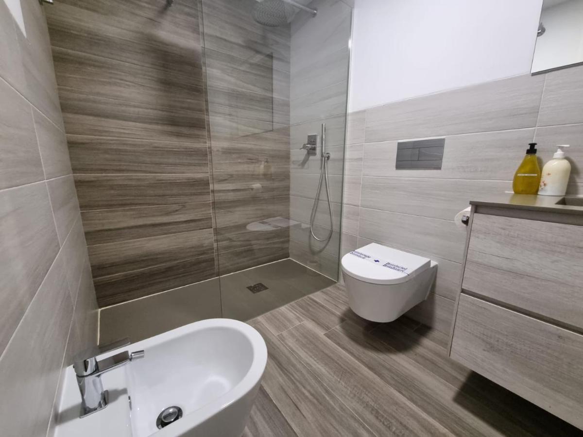 شقة Duplex Moderno En Alameda إشبيلية المظهر الخارجي الصورة